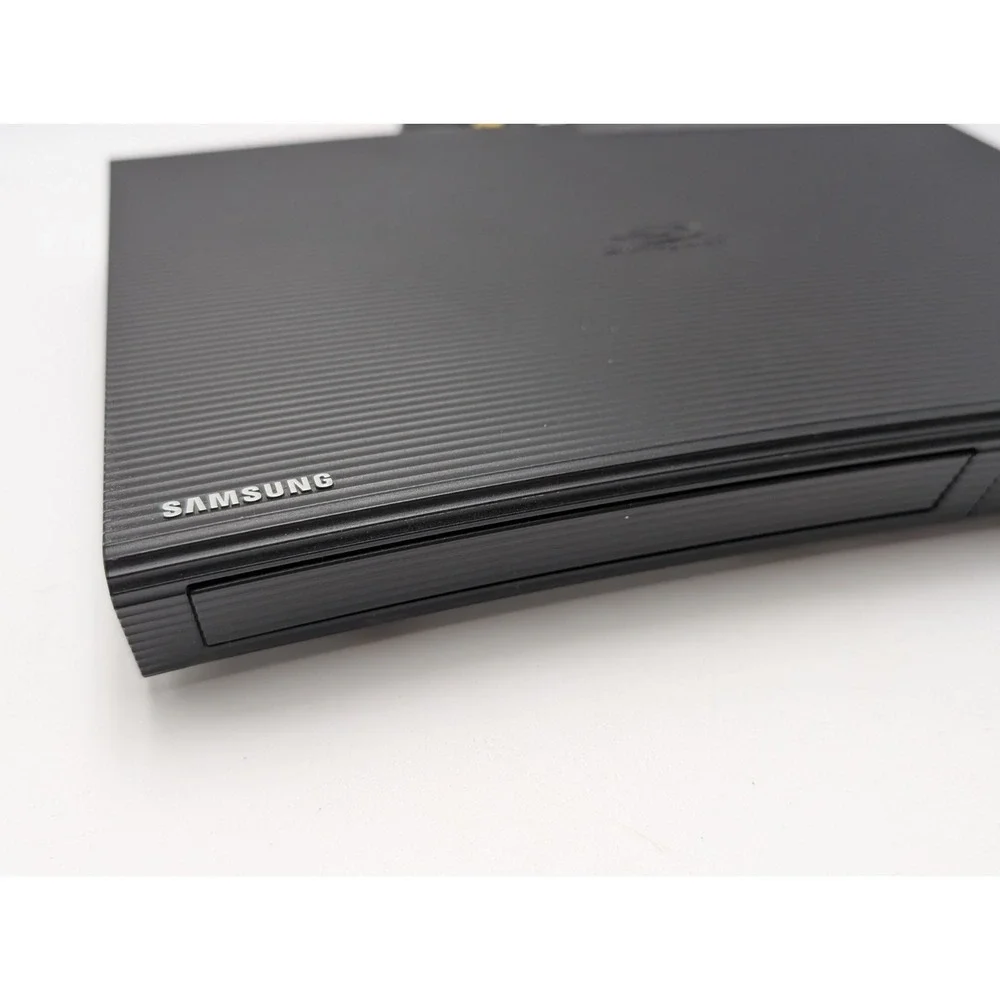 Samsung BD-Jm51 Curved Blu-Ray Player‎ No Remote TESTED